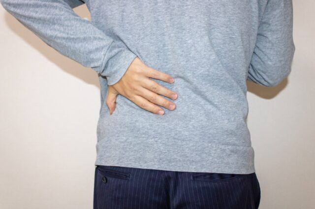 ぎっくり腰３０代男性